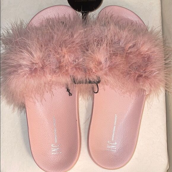 NWT INC open toe fluffy pink slippersUS11/12 - Picture 2 of 5